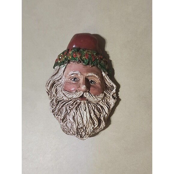 Vintage Santa Claus Face Brooch Pin Pottery Plaster Hand Painted Christmas Gift - Picture 1 of 6